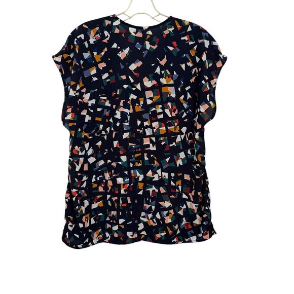 Halogen Multi-Color Geo Print Sleeveless Top size Large - Picture 3 of 8